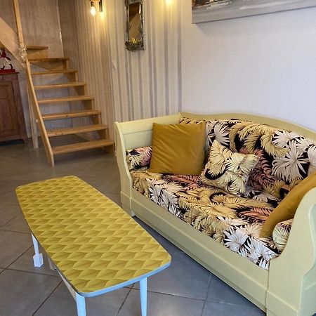 Bed and Breakfast Doupassage La Chatelaine Exterior foto